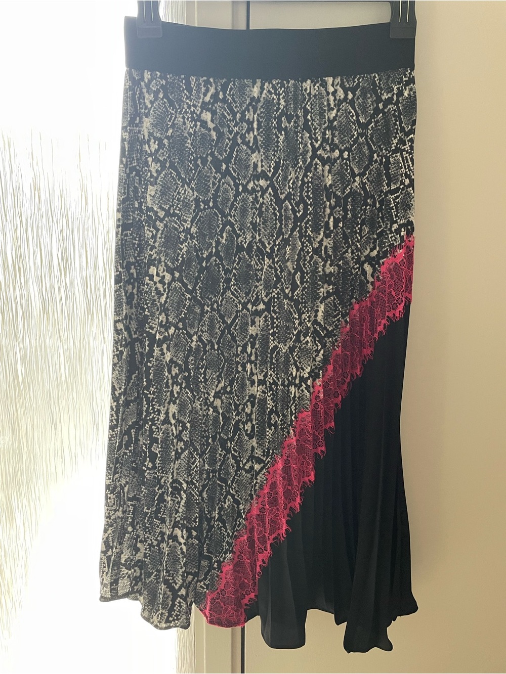 DKNY Black Snake-Print Pleated Skirt with Pink Lace Trim